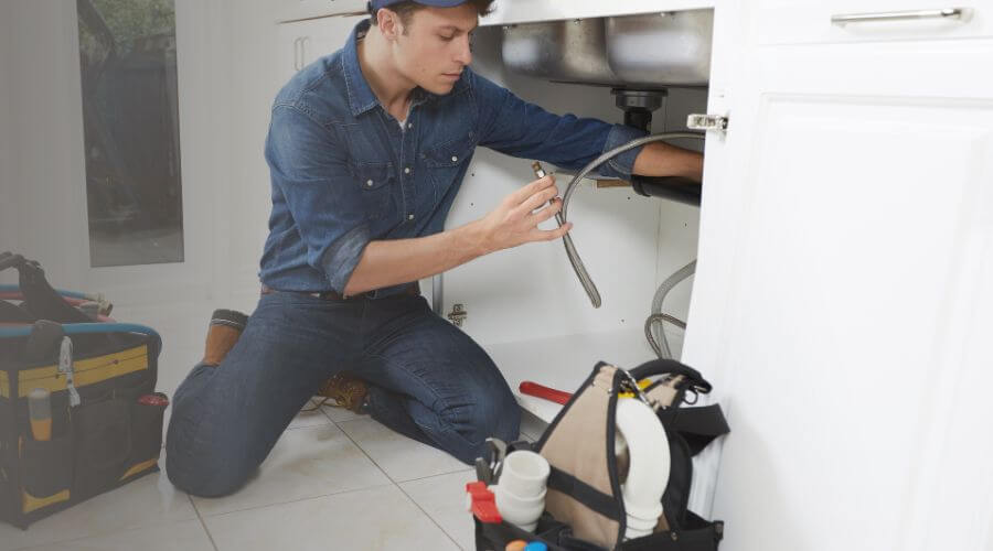 Local water heater installation in Lincoln, MO